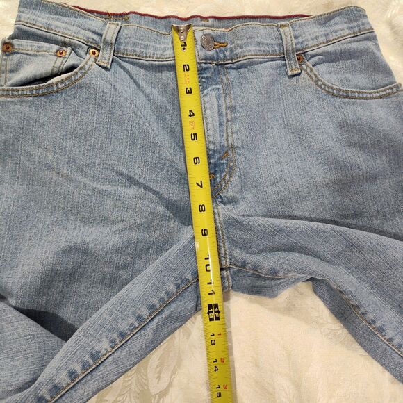 Levi's Jeans Womens 12M Lightwash 550 Relaxed Fit Bootcut Stretchy Midrise - Picture 9 of 11